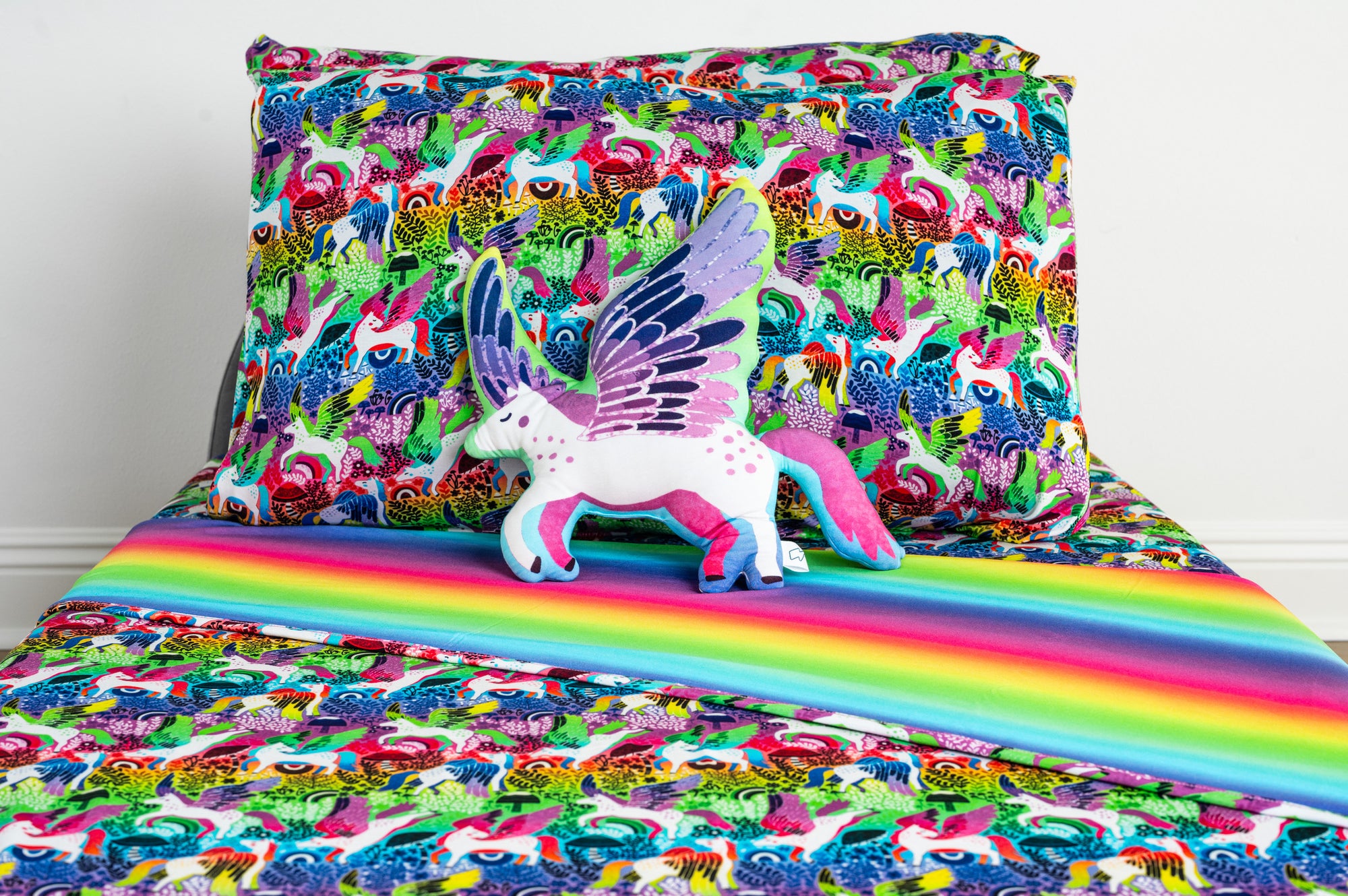 Rainbow Pegasus Pillow Case Set